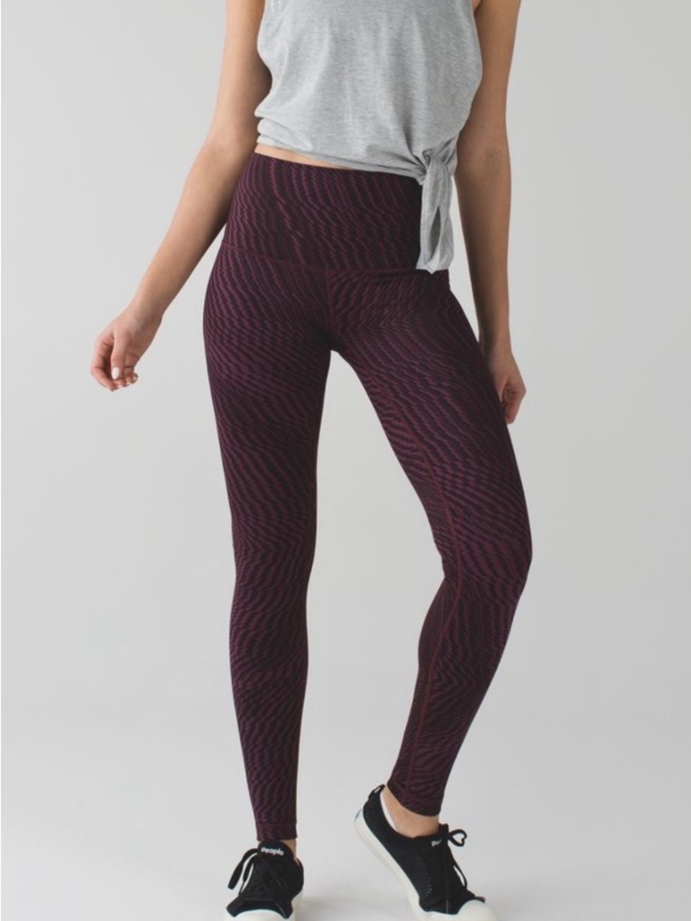 Lululemon Wunder Under High Rise Leggings Size 6 Burgundy Print Yoga Gym